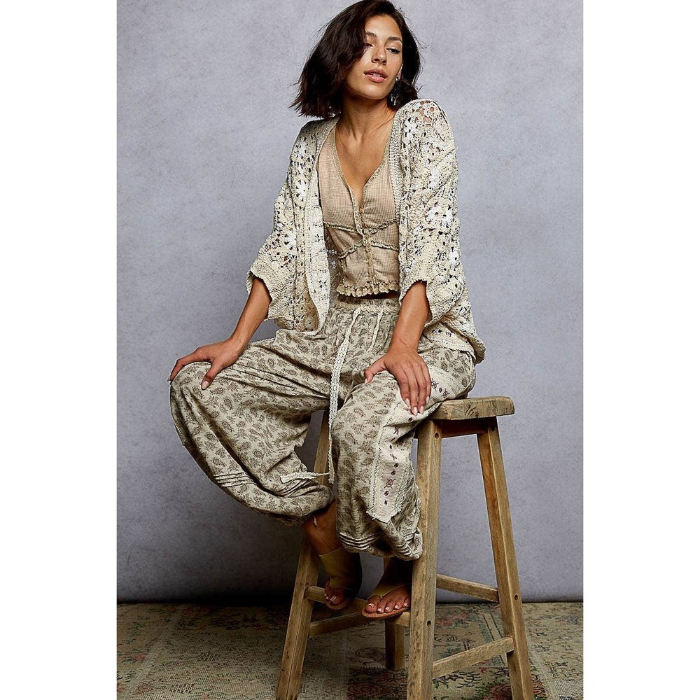 POL Clothing Floral Crochet Knit Batwing Cardigan Cream Beige SMC191 One Size